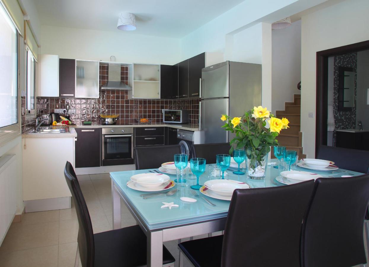 Protaras Villa Michelle 9 Extérieur photo